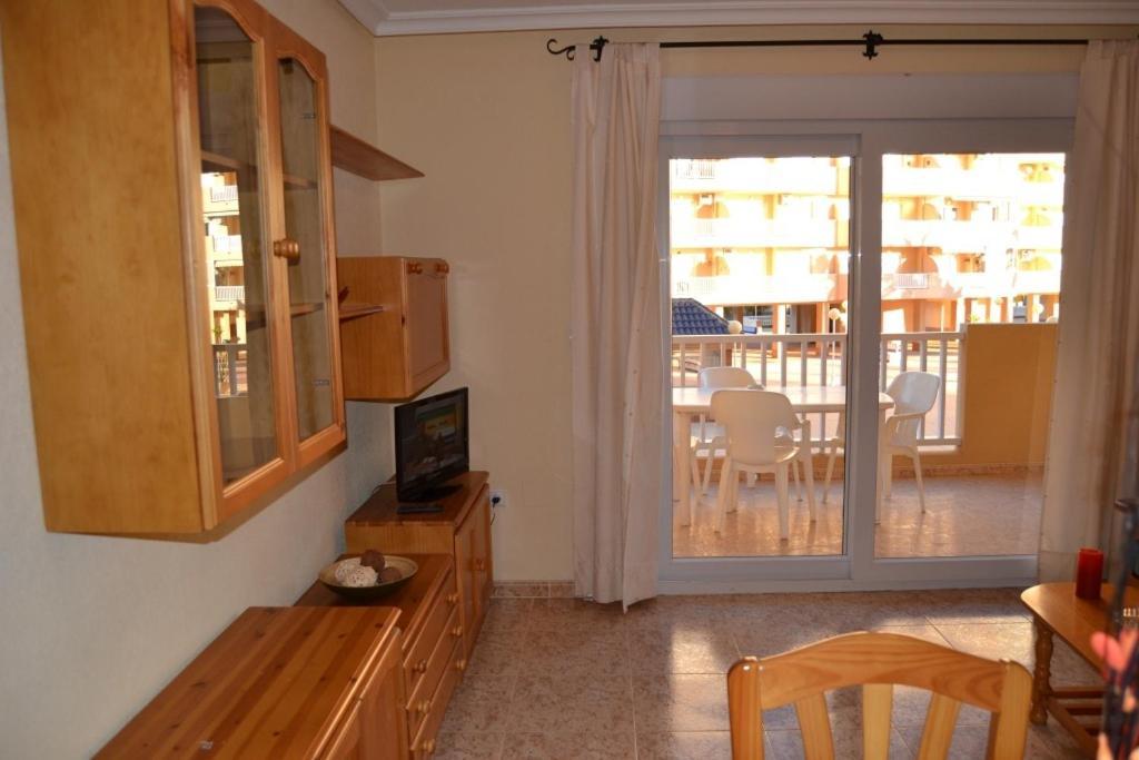 Apartamentos Turisticos Puerto Tomas Maestre La Manga del Mar Menor Zimmer foto