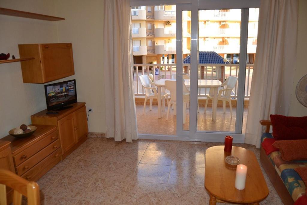 Apartamentos Turisticos Puerto Tomas Maestre La Manga del Mar Menor Zimmer foto